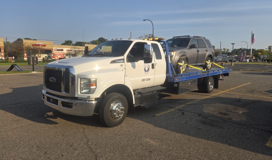AKC Towing