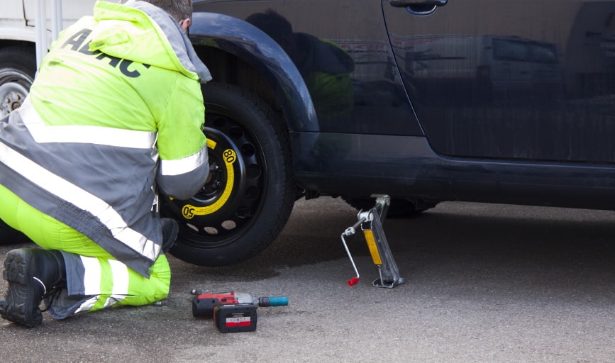 AKC Towing